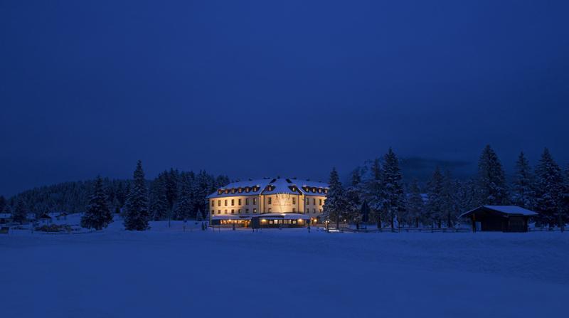 Hotel Vezzena Malga Postesina Eksteriør bilde