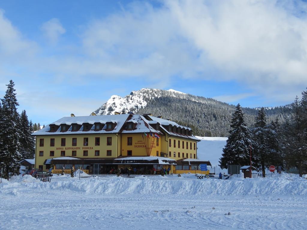 Hotel Vezzena Malga Postesina Eksteriør bilde